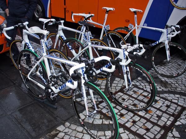 Giant equipped the Rabobank team with its TCR Advanced SL model.