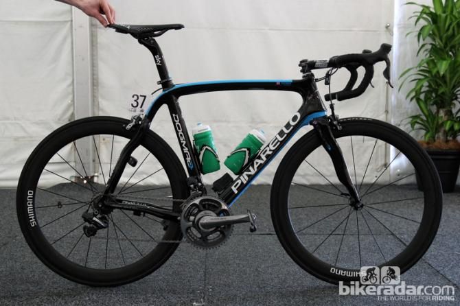 Does Geraint Thomas's (Sky) Pinarello Dogma 2 look familiar? It should - it's last year's bike but as is usually the case, it's now being used to kick off the next season at the Tour Down Under.
