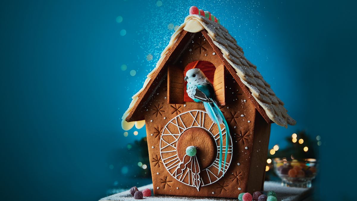 Gingerbread cuckoo clock GoodtoKnow