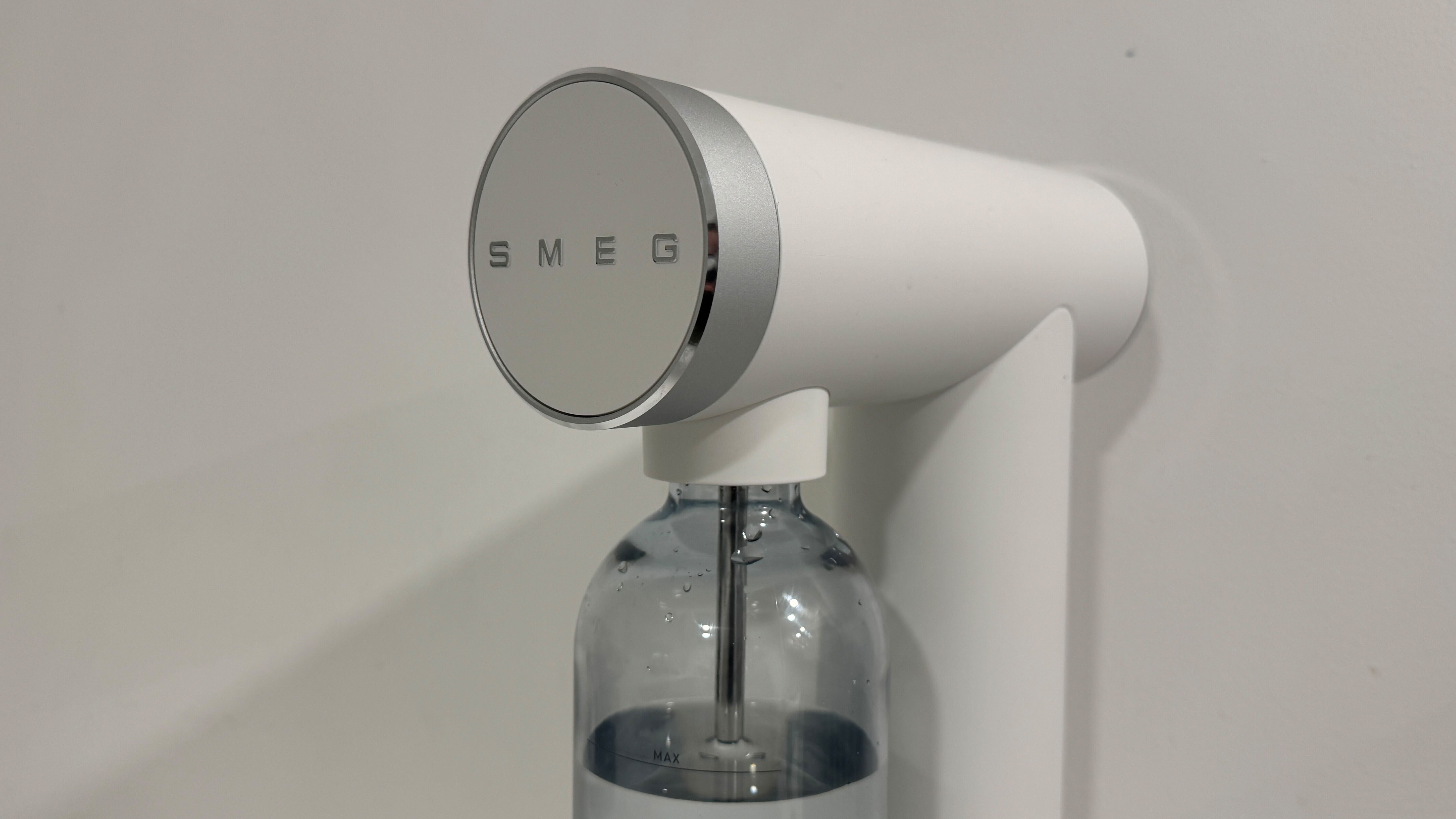 Smeg soda maker