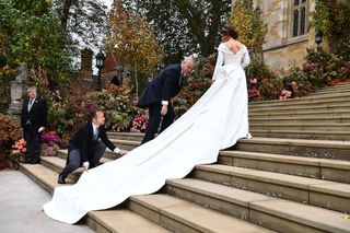 princes eugenie's wedding dress