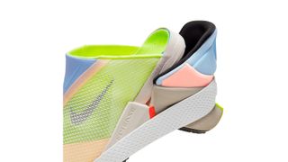 Nike Go FlyEase sneakers