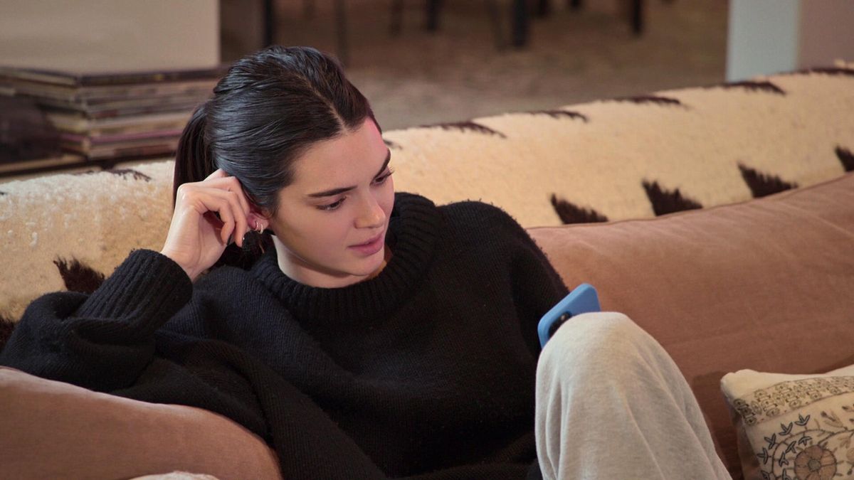 The Kardashians -- &quot;Enough Is Enough&quot; - Episode 110 -- As the season wraps up, Kris embarks on yet another new business venture. Khloé faces gut-wrenching news that throws her plans for a bright future into turmoil. Kendall Jenner has a hyperbaric chamber, shown