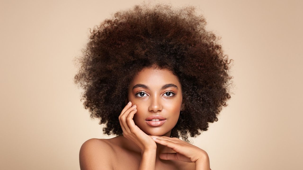 woman with thick hair 