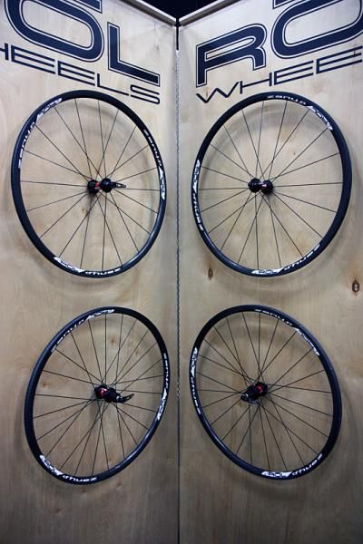 Rol's catalog of road wheels continues to grow with new shallow-section carbon tubulars and clinchers.