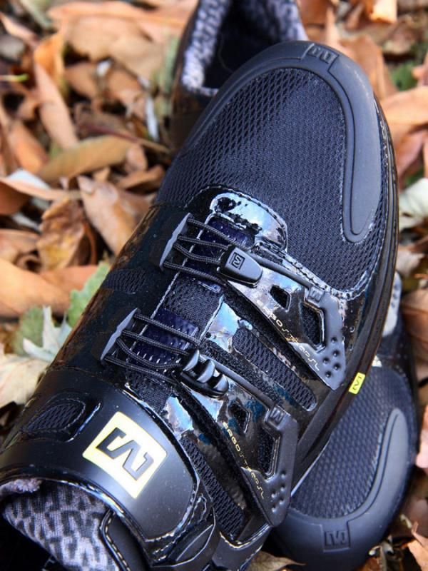 Mavic says its unique corded forefoot straps work better than traditional Velcro straps but we didn't notice any real advantage aside from the ability to adjust the length.
