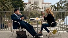 Manuel Garcia-Rulfo as Mickey Haller, Becki Newton as Lorna in episode 101 of The Lincoln Lawyer