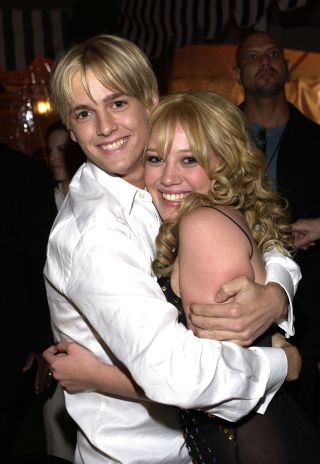 Aaron Carter and Hilary Duff at the Lizzie McGuire movie premiere.