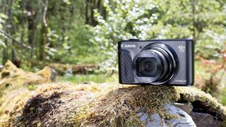 Best point-and-shoot cameras: Canon PowerShot SX740 HS