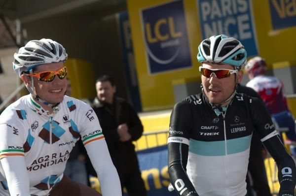 Nicolas Roche and Maxime Monfort after signing in.