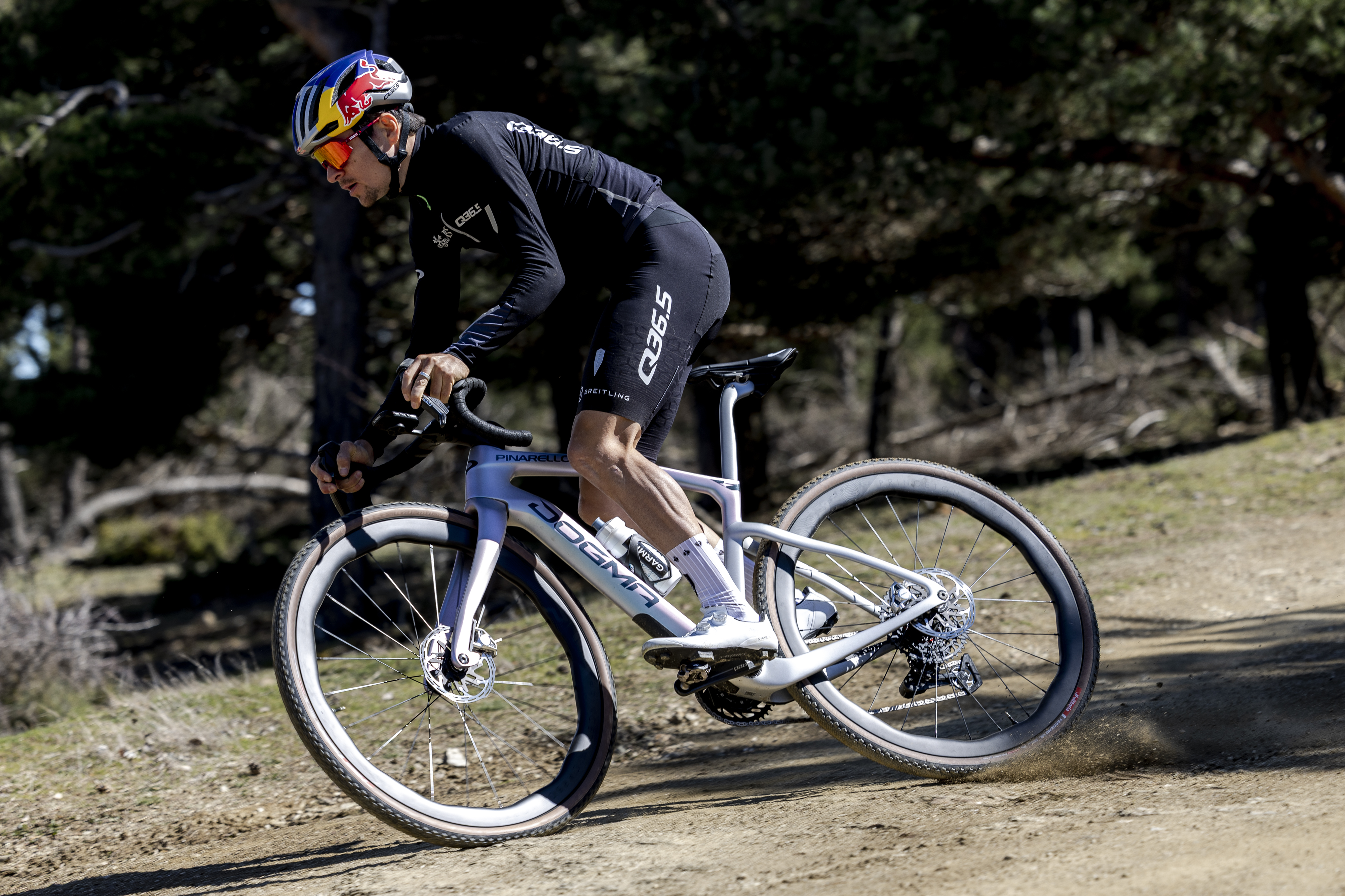 Tom Pidcock riding the new Pinarello GR