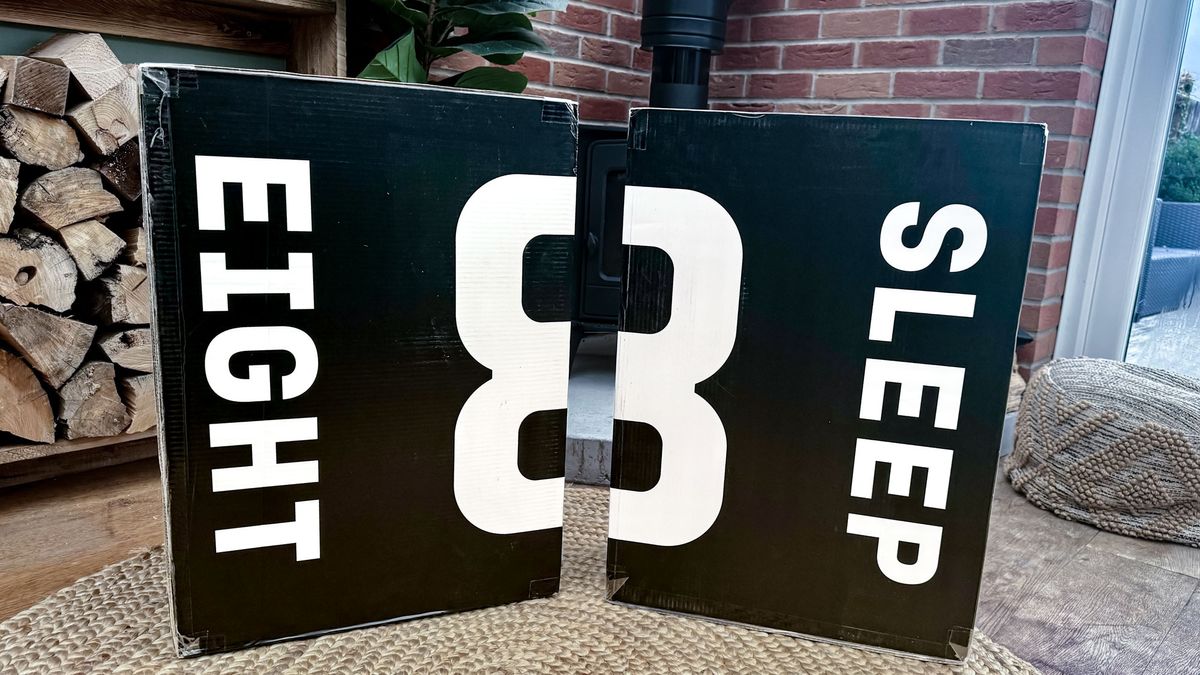 Eight Sleep Pod 4 in box