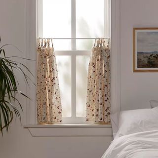 Strawberry Printed Café Curtain - Set Of 2