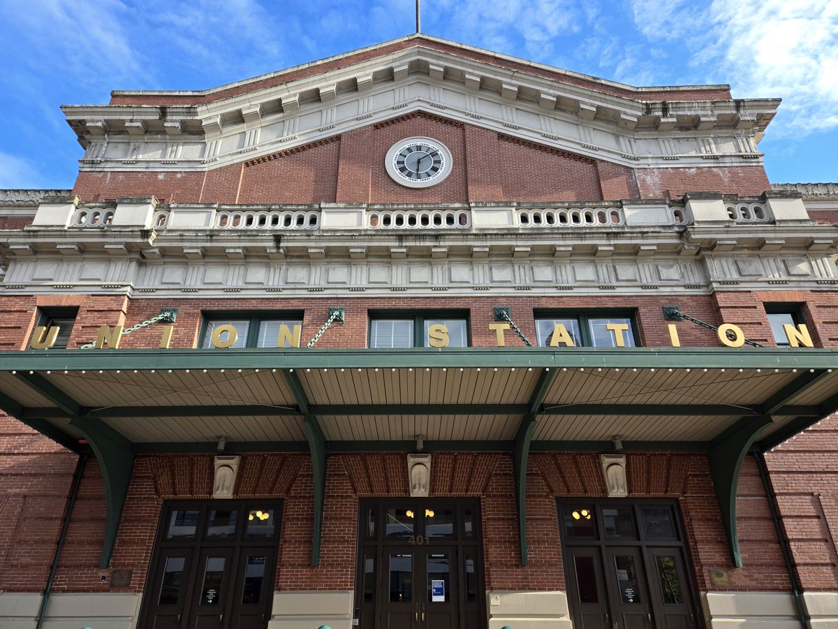 A building with a Union Station sign