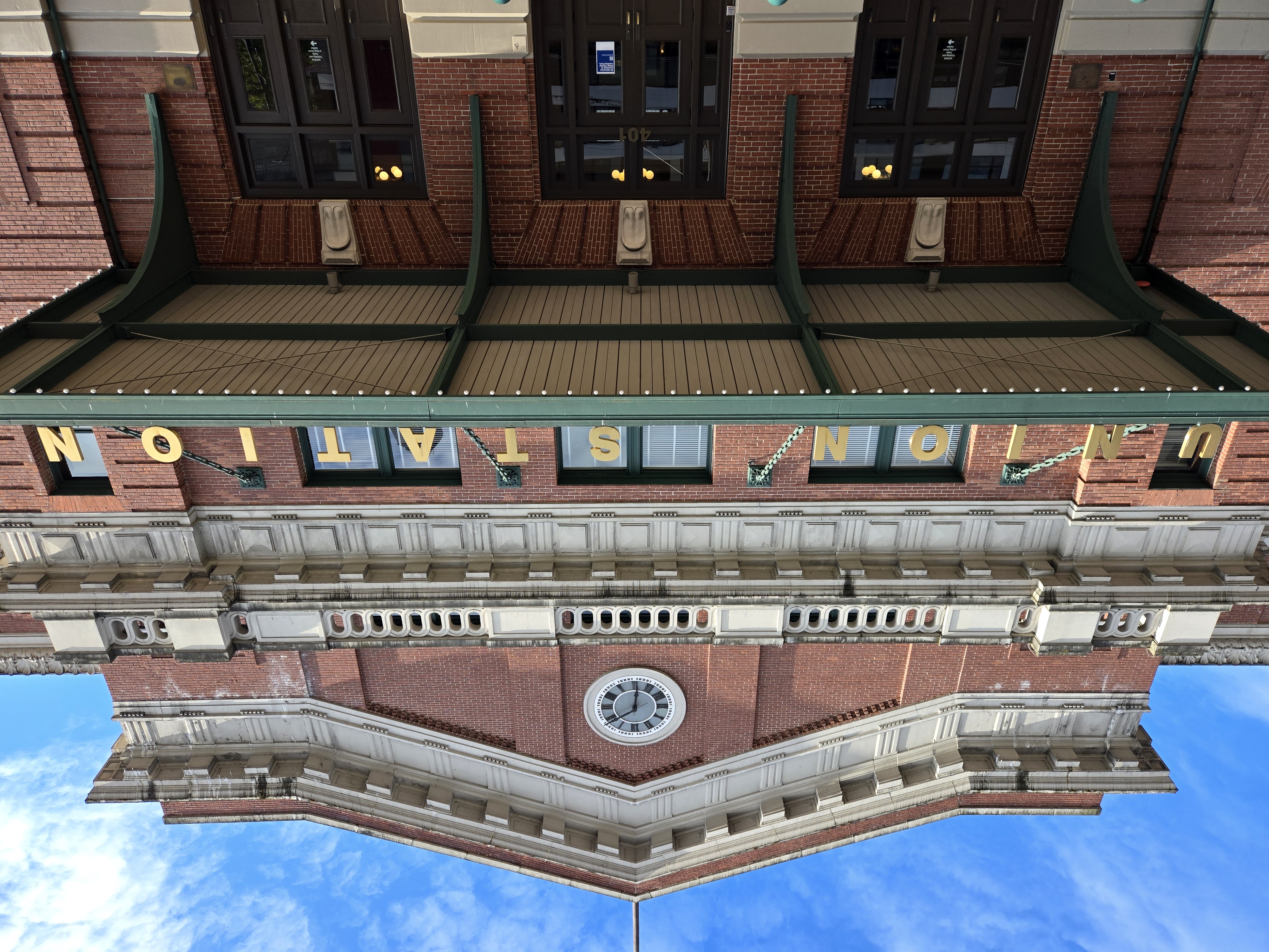A building with a Union Station sign