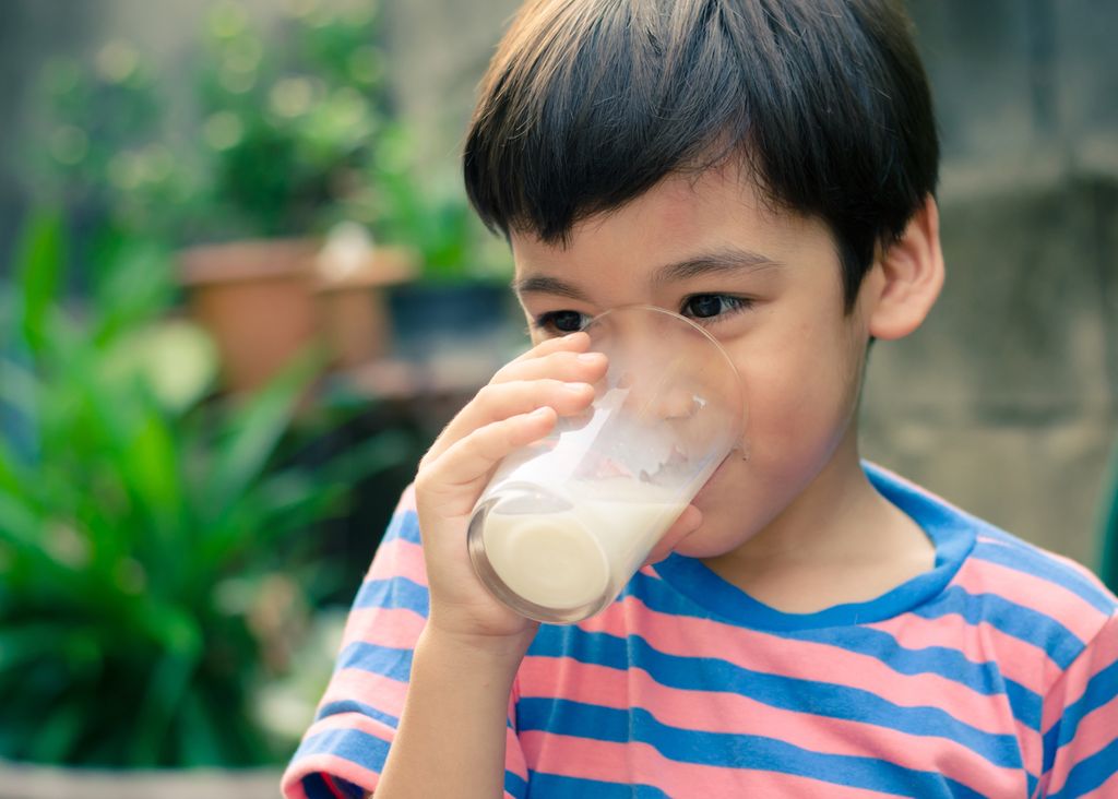 Does Drinking Milk Make Your Body Produce More Mucus? Live Science