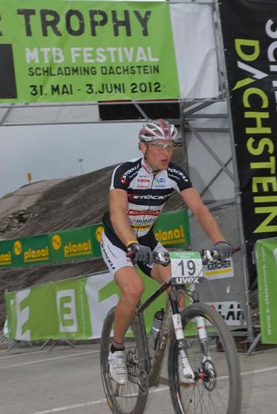 Urs Huber (St&ouml;ckli Pro Team) finishes up