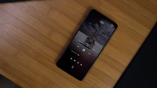 Music on the lockscreen of the ThinkPhone by Motorola