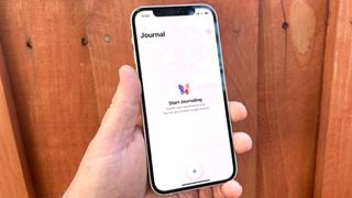 iOS 17 Journal app start screen