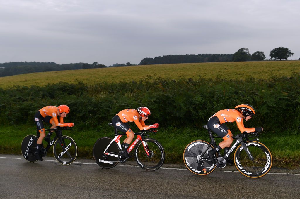 Lucinda Brand, Riejanne Markus, Amy Pieters on the Netherlands' winning ride
