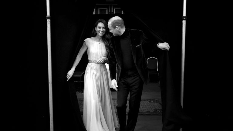 london, england october 17 in this exclusive image released on october 20, 2021 prince william, duke of cambridge and catherine, duchess of cambridge are seen together backstage during the inaugural earthshot prize awards 2021 at alexandra palace on october 17, 2021 in london, england photo by chris jacksongetty images for earthshot