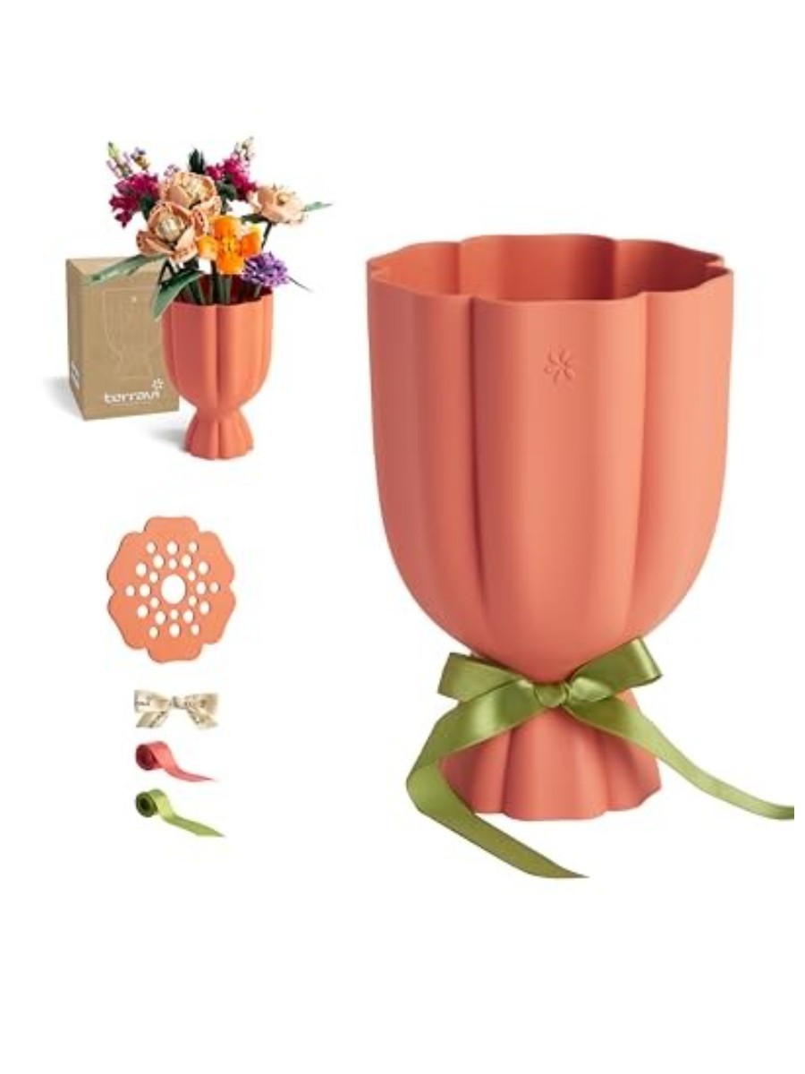 TERRAVI, Traditional Bouquet Vase