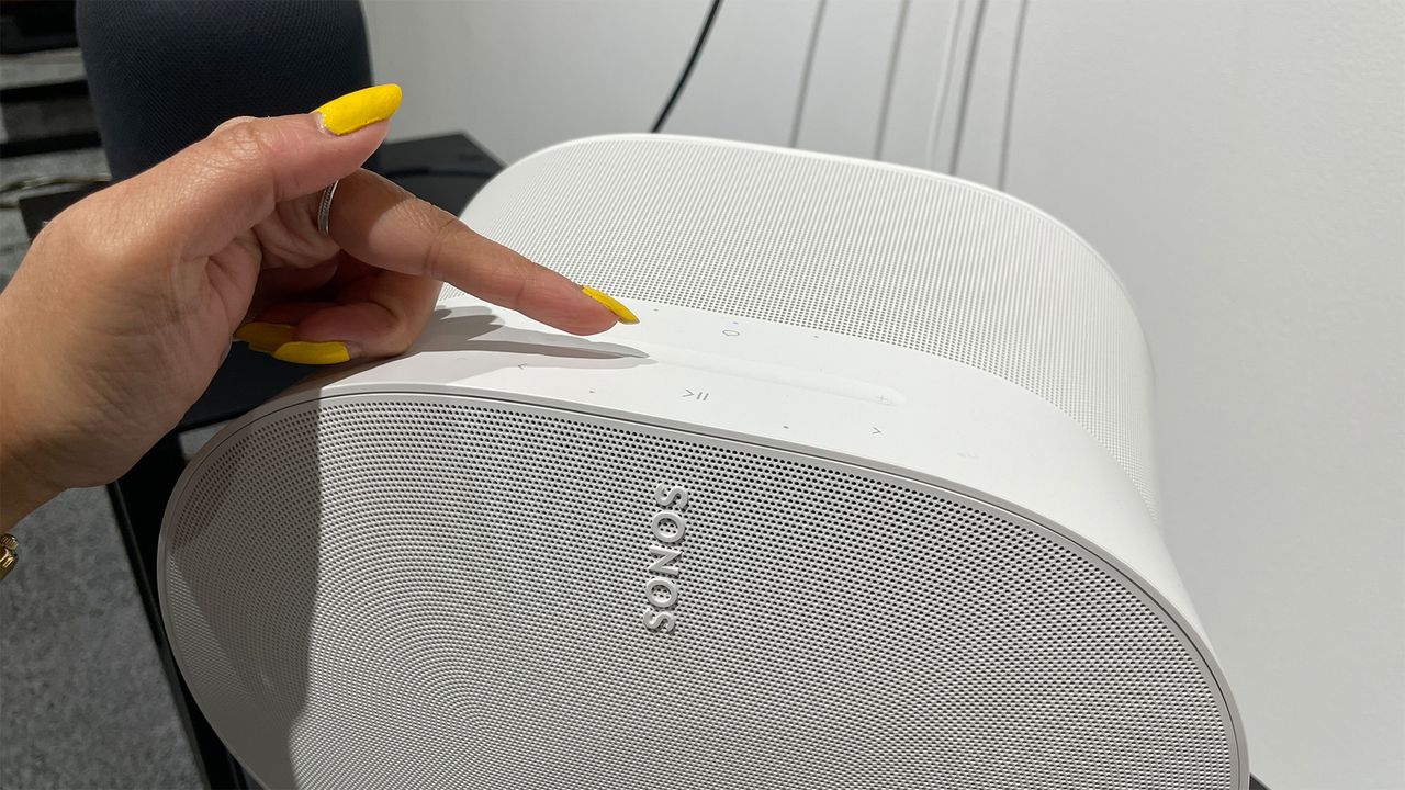 Wireless speaker: Sonos Era 300