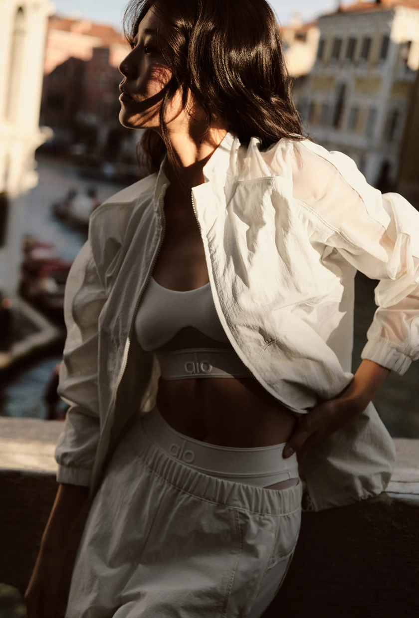 An image of a Alo Windbreaker