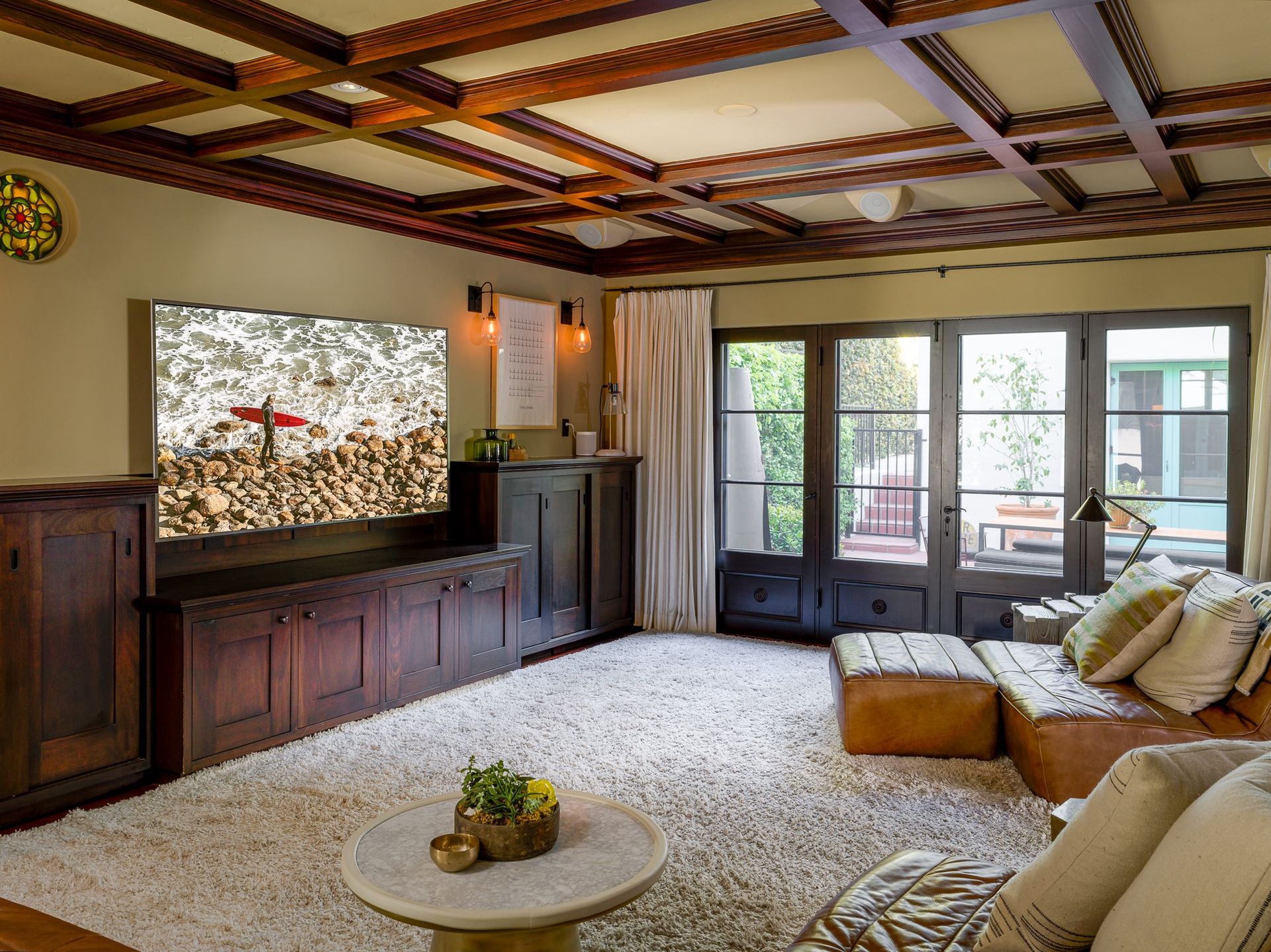 Jesse Tyler Ferguson house Modern Family star sells to DiCaprio