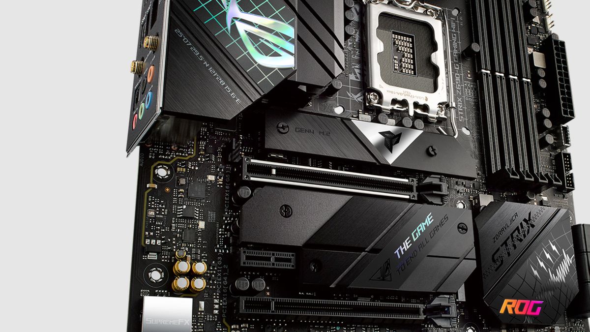 Asus motherboard&#039;s PCIe 4.0 slot up-close