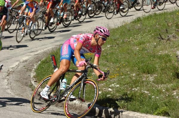 Adriano Malori (Lampre - ISD) defending the maglia rosaAdriano Malori (Lampre - ISD)