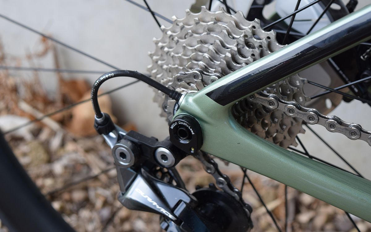 A look at the rear derailleur cable routing port