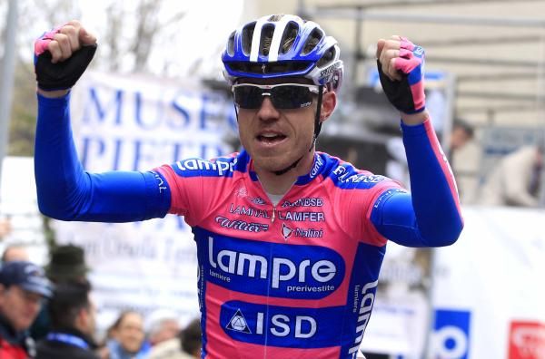 Damiano Cunego (Lampre-ISD) celebrates victory.