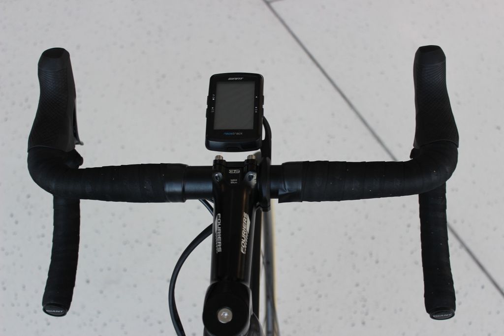 Matthews' cockpit holds a yet-unreleased Giant NeosTrack GPS computer