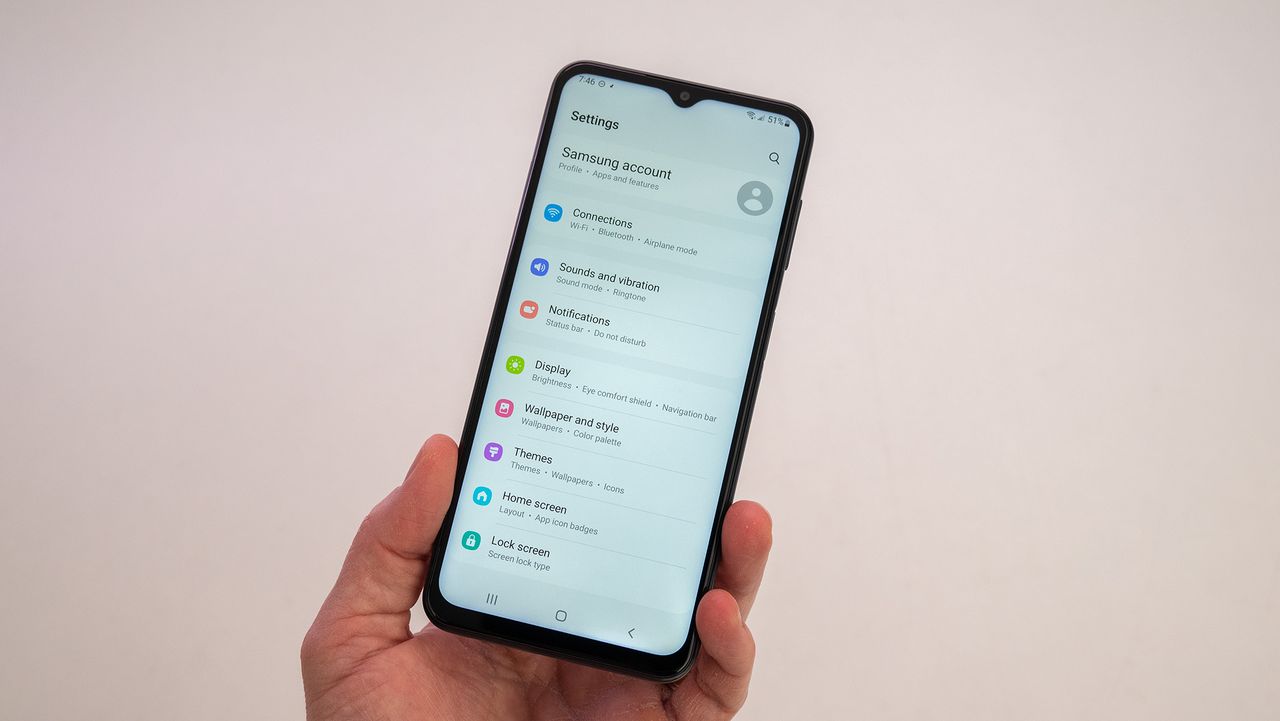 Taking a look at the settings menu on the Samsung Galaxy A13 with Android 12