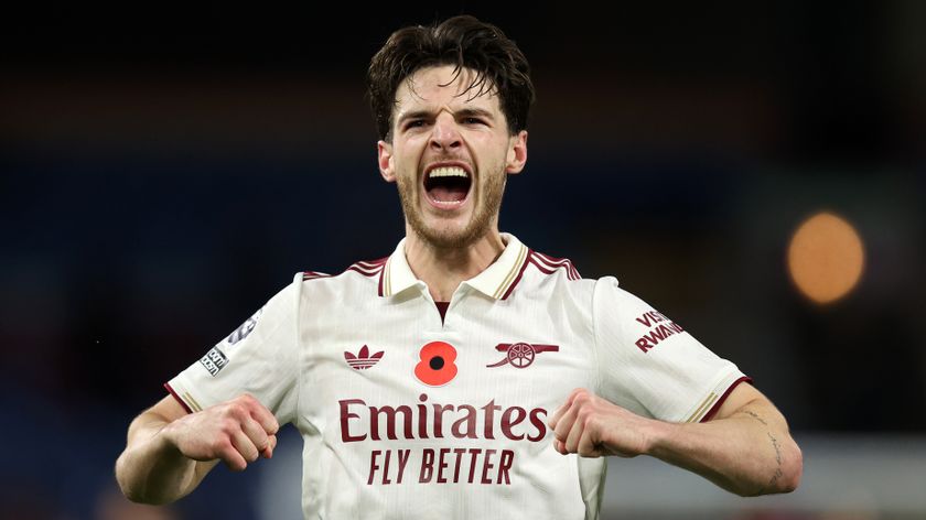 Declan Rice of Arsenal celebrates following the team&#039;s victory during the Premier League match between Burnley and Arsenal at Turf Moor on November 01, 2025 in Burnley, England. 