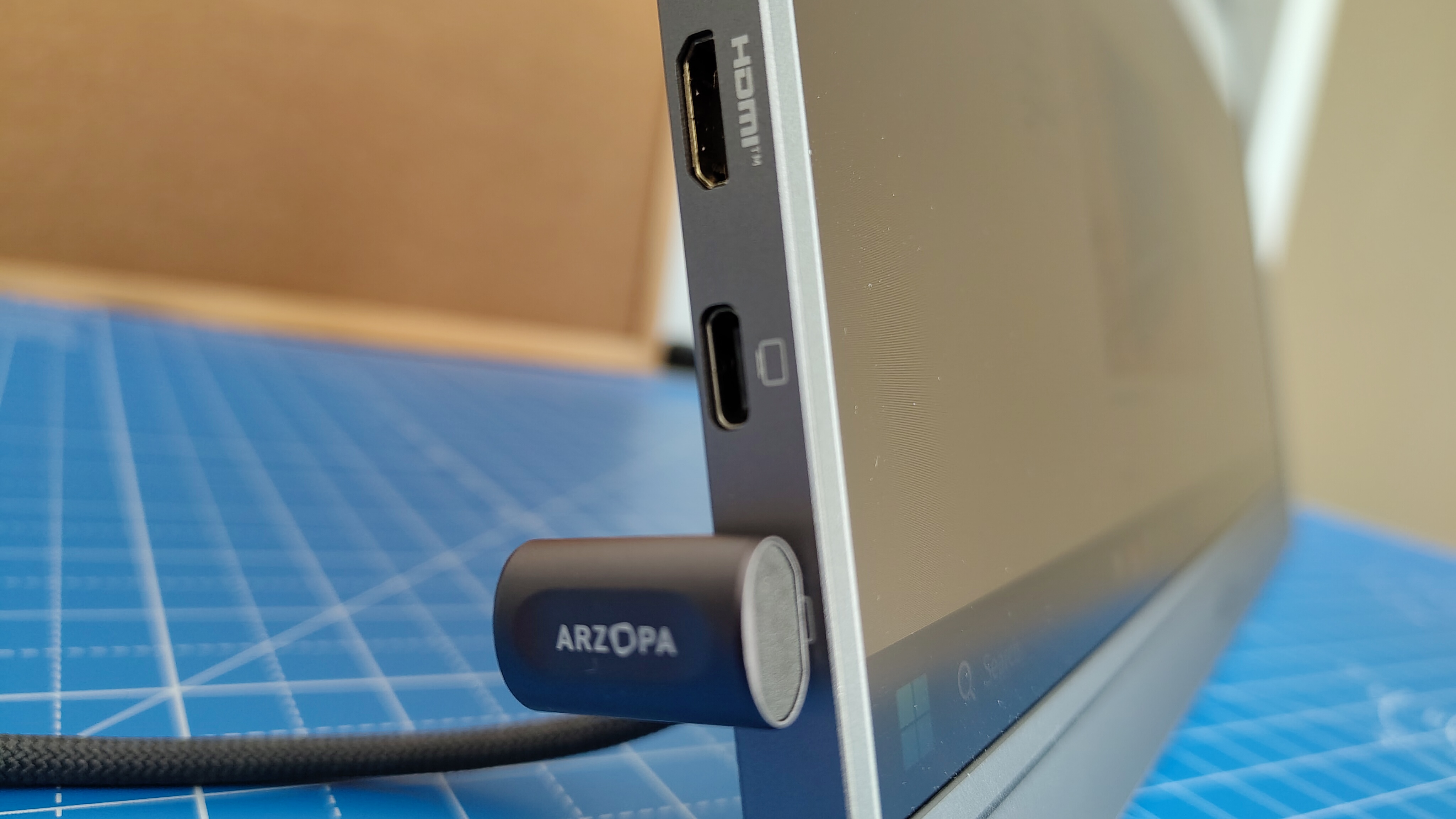 Arzopa Z3FC テスト中