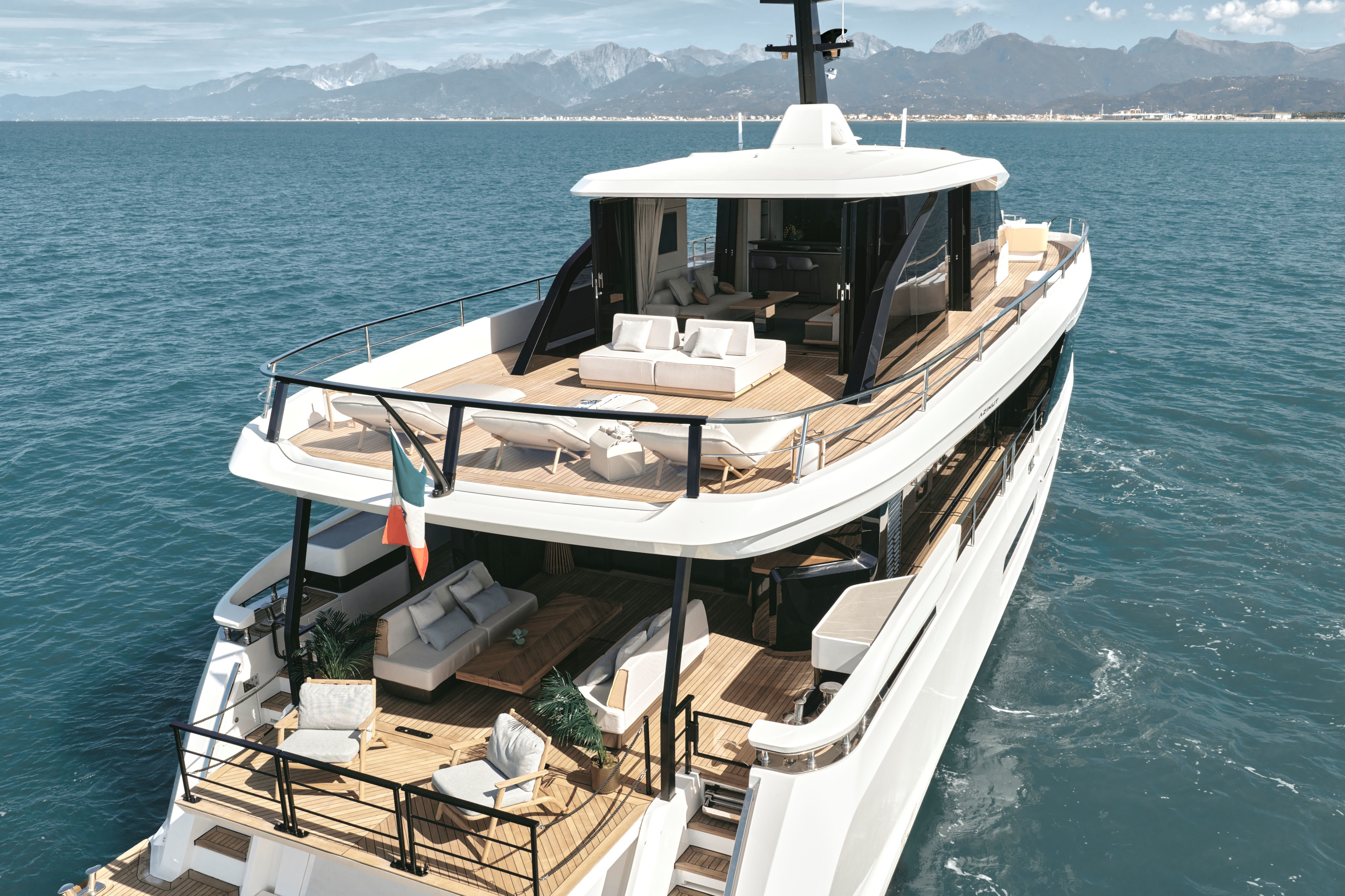 Azimut Grande 30M