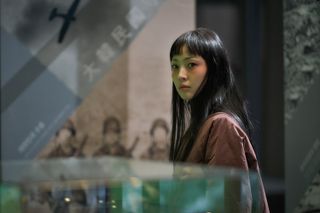 Jeon So-nee as Jeong Su-in in Parasyte: The Grey