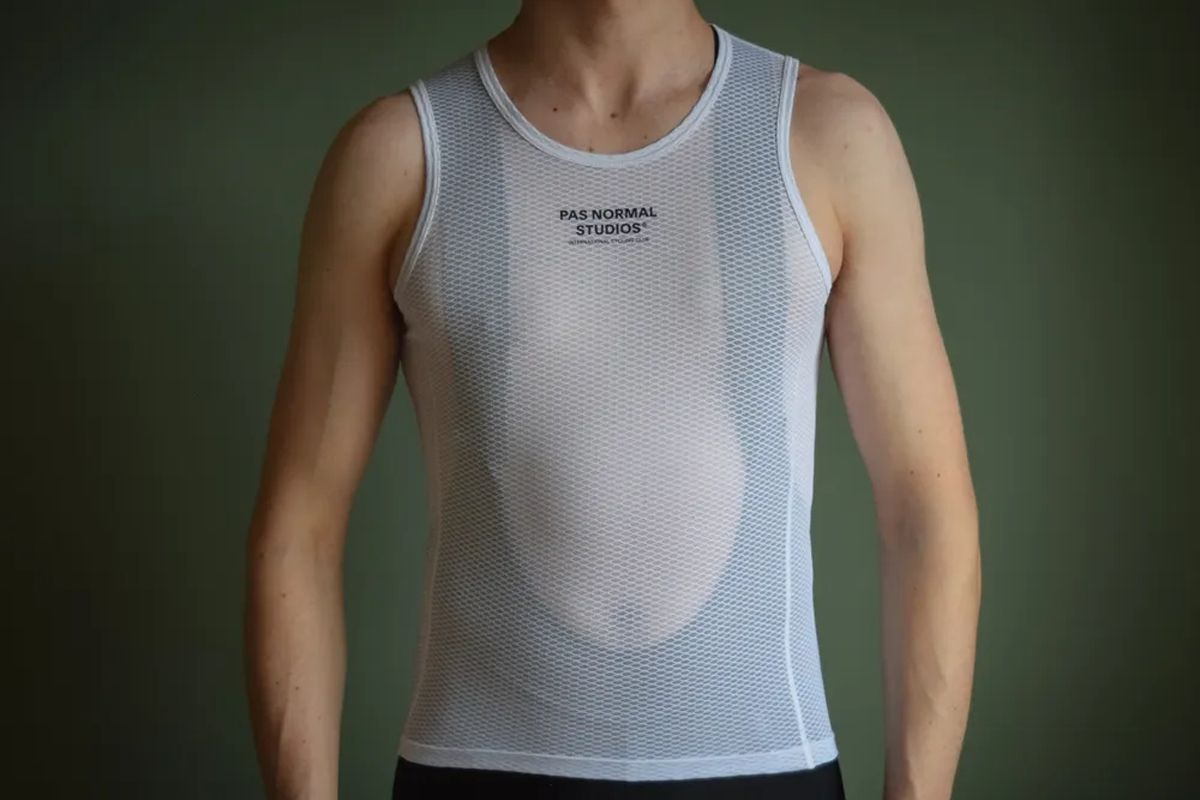 Pas Normal sleeveless base layer