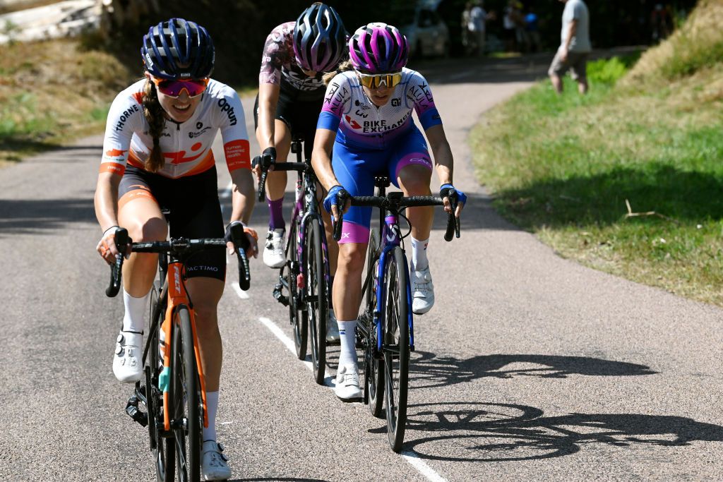 PLANCHE DES BELLES FILLES FRANCE JULY 31 Ane Santesteban Gonzalez of Spain and Team Bikeexchange Jayco competes in the chase group during the 1st Tour de France Femmes 2022 Stage 8 a 1233km stage from Lure to La Super Planche des Belles Filles TDFF UCIWWT on July 31 2022 in Planche des Belles Filles France Photo by Dario BelingheriGetty Images