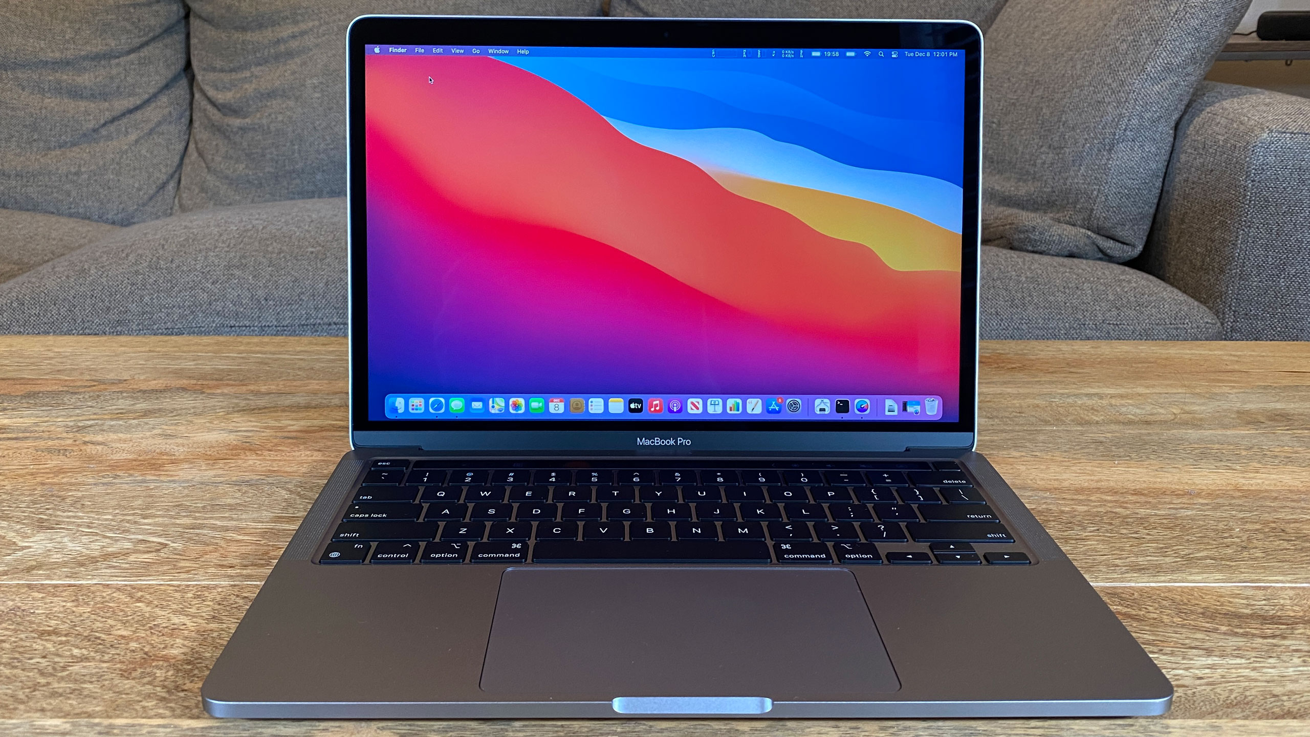 最低価格の 【美品】MacBook Pro 2020 M1チップ 13インチ MacBook本体 ...