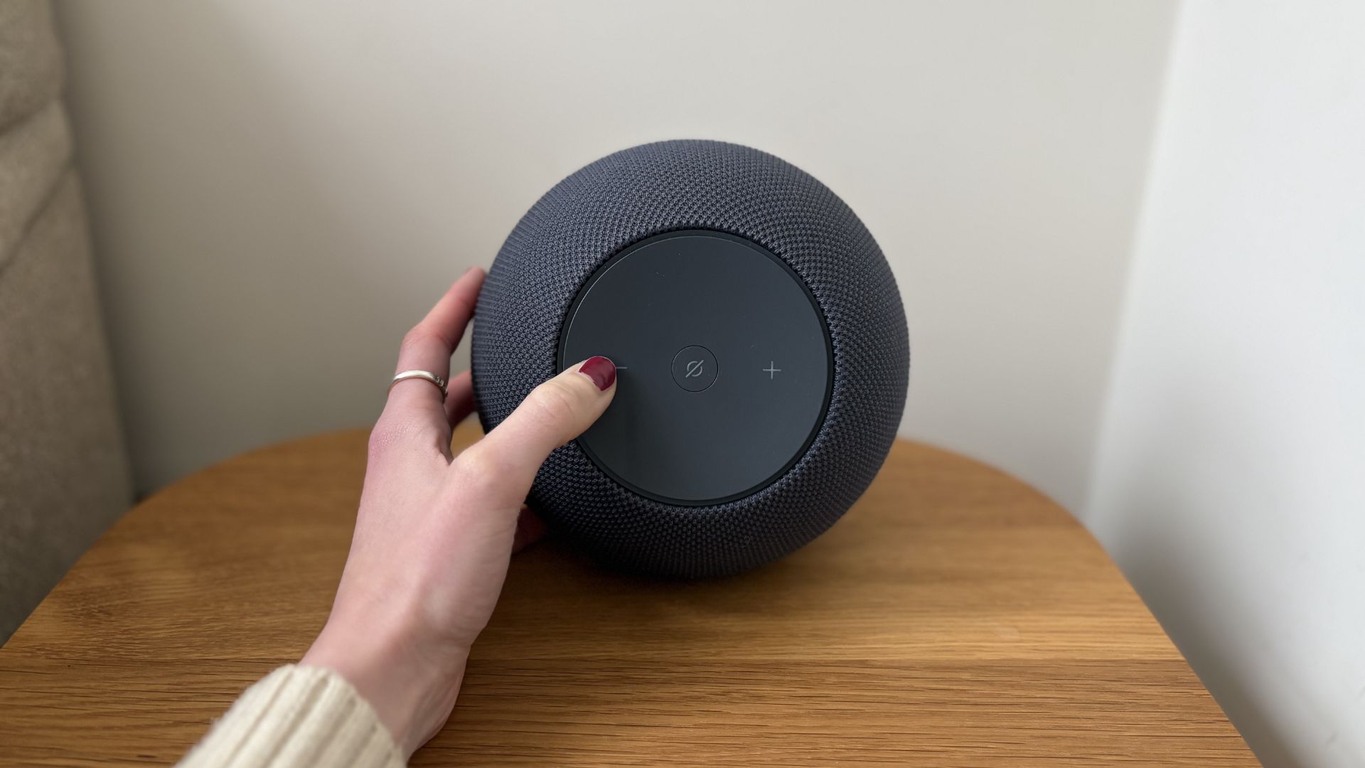 Testing the Amazon Echo Studio at home