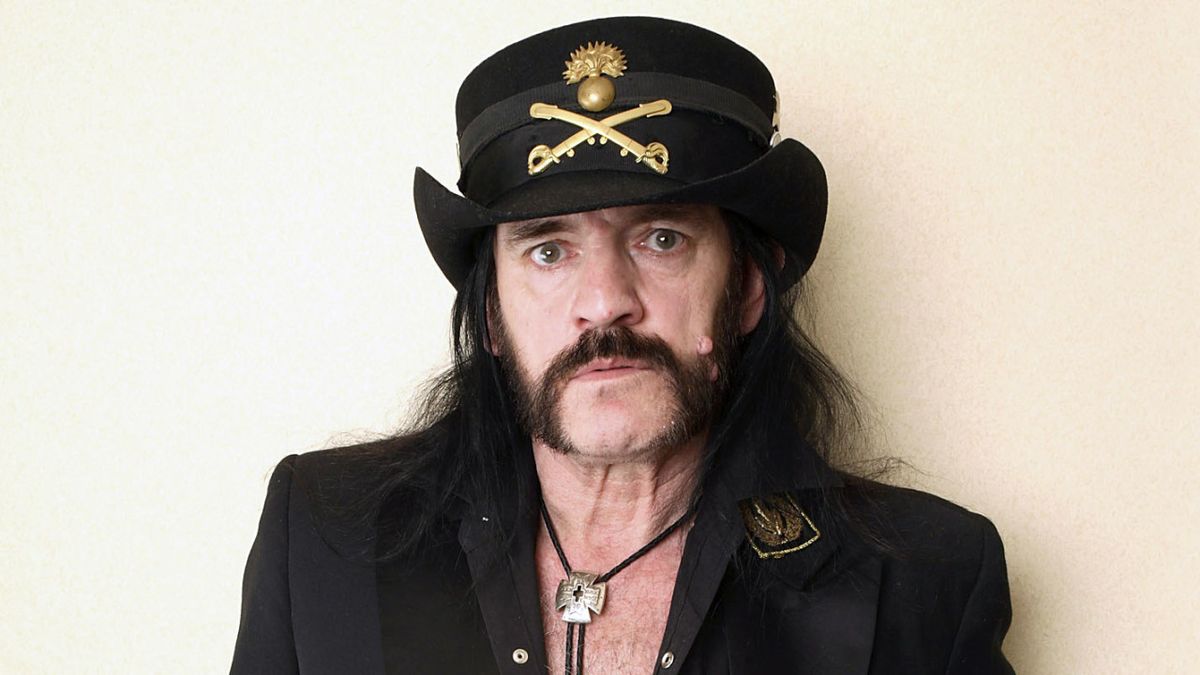 Lemmy Kilmister, Motorhead frontman, dead at 70.