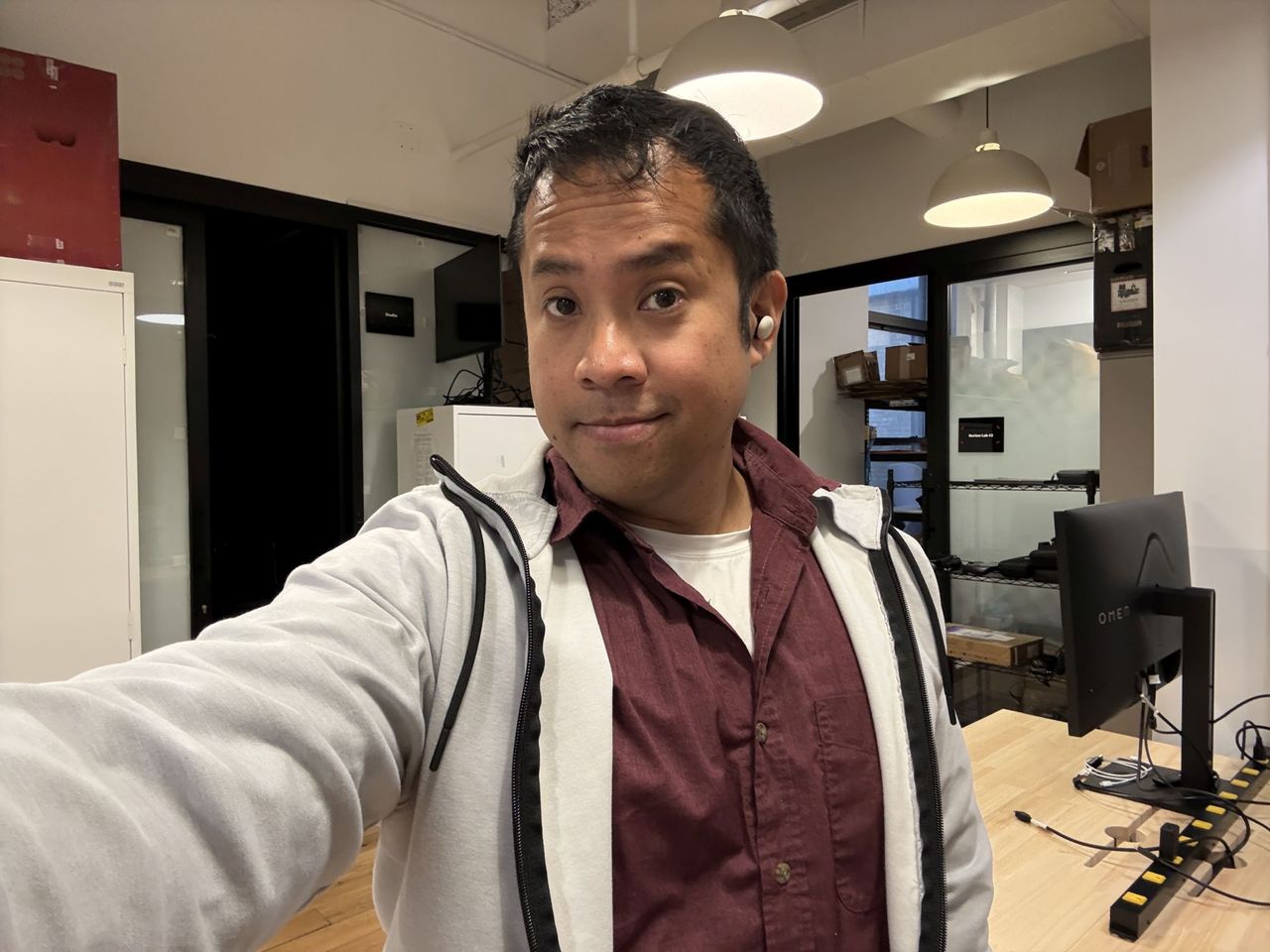 Apple iPhone 16e camera sample.