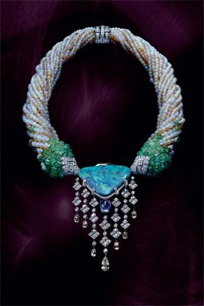 central opal, sapphire, diamonds, emerald beads and opal beads necklace