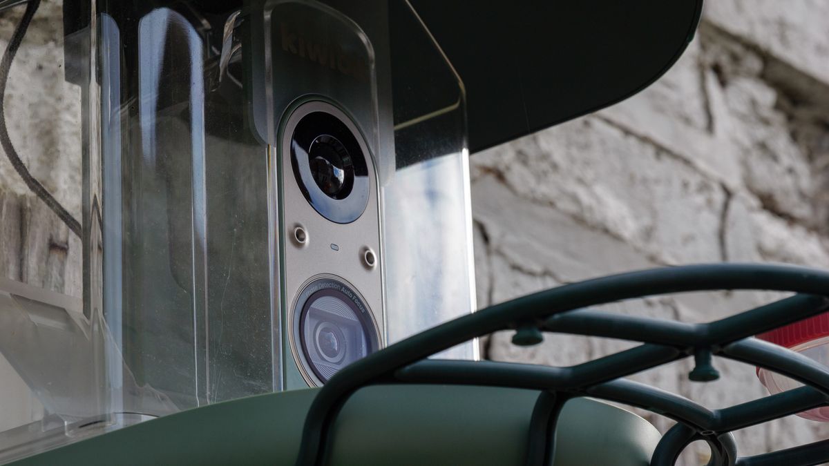 Kiwibit Bird Feeder 2 Pro bird feeder camera