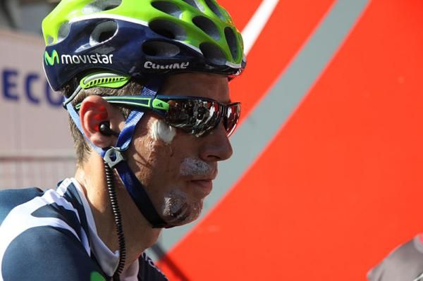 Imanol Erviti Ollo (Movistar Team) after a crash