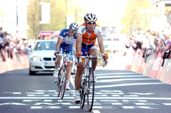 Oscar Freire (Rabobank) came in 17 seconds down.