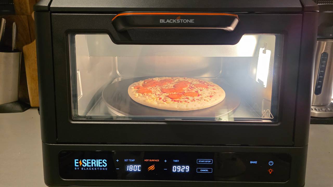 Blackstone E Series Pizza Oven Air Fryer Combo